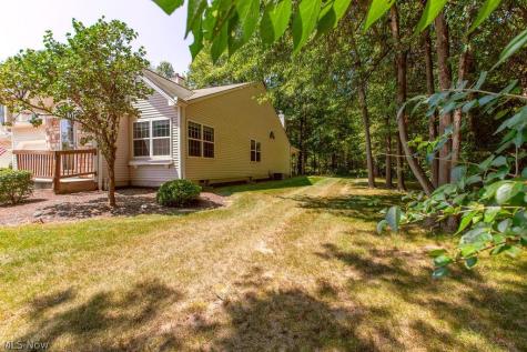 9020 Ashwood Court Olmsted Falls OH 44138