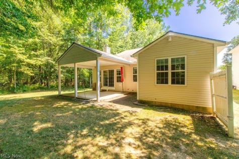 9020 Ashwood Court Olmsted Falls OH 44138