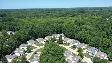 9020 Ashwood Court Olmsted Falls OH 44138