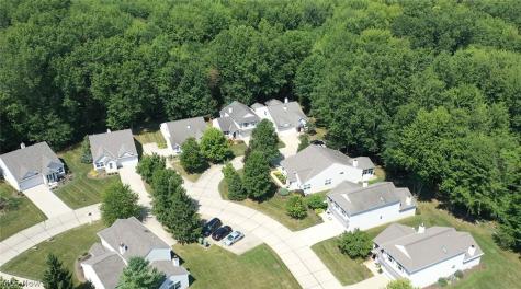 9020 Ashwood Court Olmsted Falls OH 44138