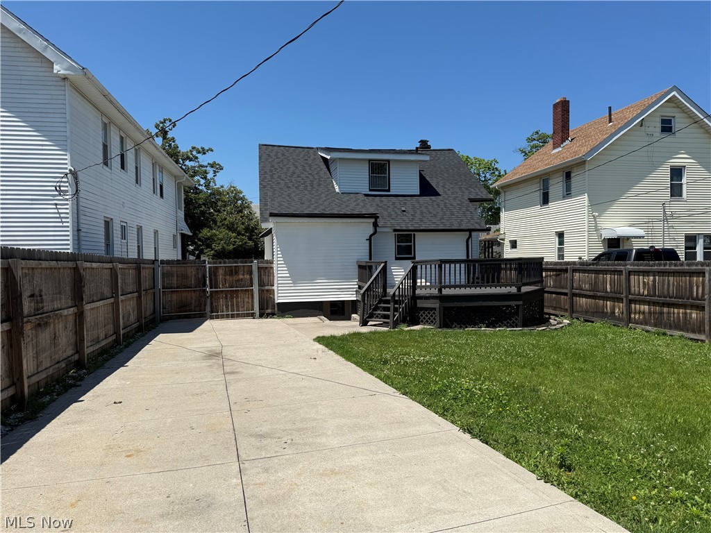 2225 Brown Road Lakewood OH 44107