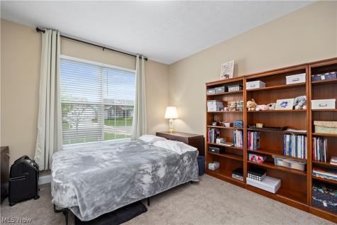 412 Wescott Way Elyria OH 44035