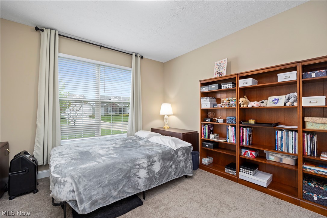 412 Wescott Way Elyria OH 44035