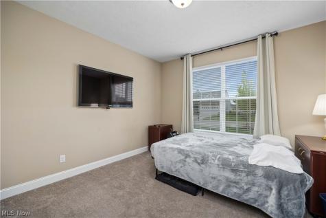 412 Wescott Way Elyria OH 44035