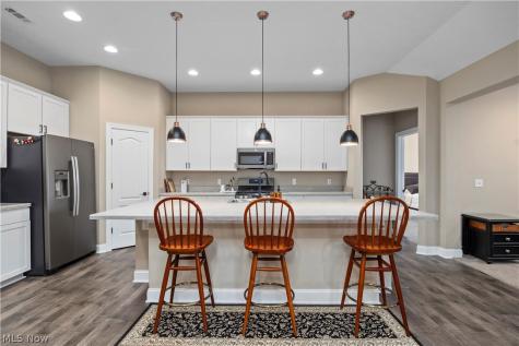 412 Wescott Way Elyria OH 44035