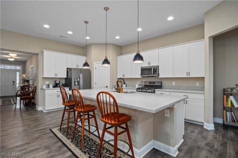 412 Wescott Way Elyria OH 44035
