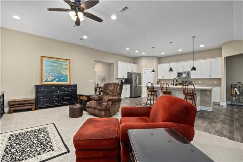 412 Wescott Way Elyria OH 44035