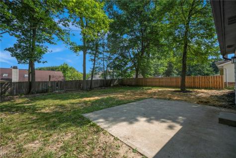 5616 Thoreau Drive Parma OH 44129