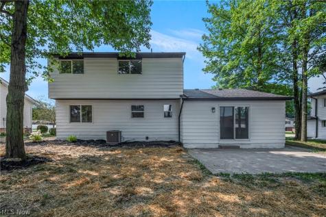 5616 Thoreau Drive Parma OH 44129
