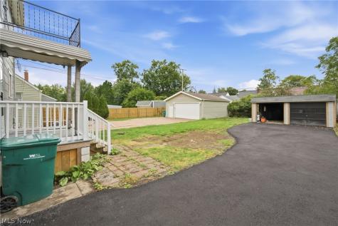 5171 Thomas Street Maple Heights OH 44137