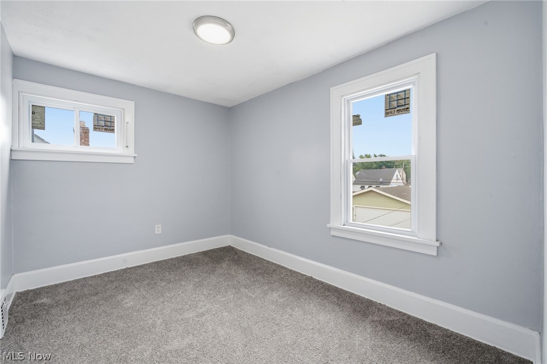 5171 Thomas Street Maple Heights OH 44137