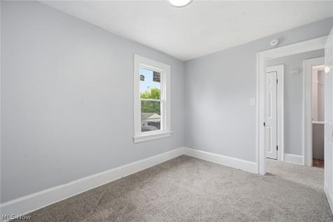 5171 Thomas Street Maple Heights OH 44137
