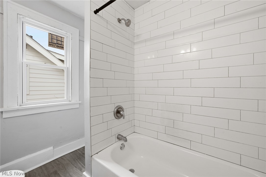 5171 Thomas Street Maple Heights OH 44137