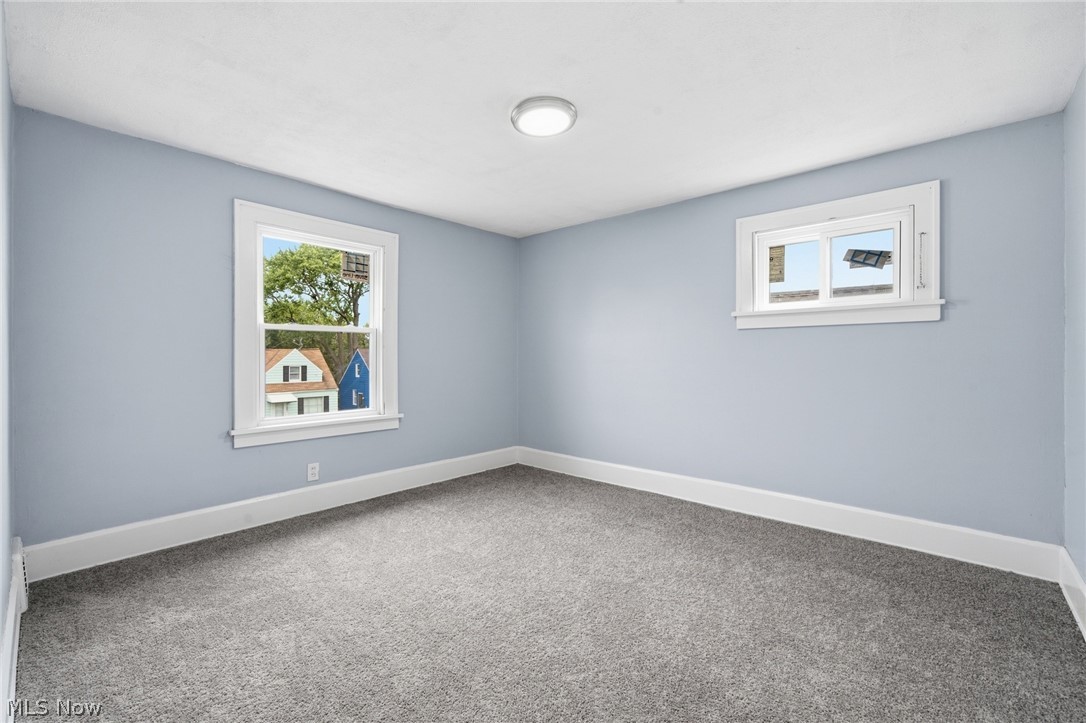 5171 Thomas Street Maple Heights OH 44137