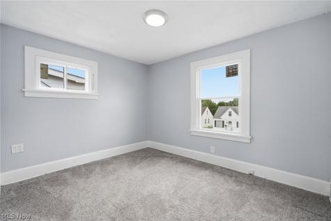 5171 Thomas Street Maple Heights OH 44137