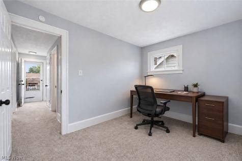 5171 Thomas Street Maple Heights OH 44137