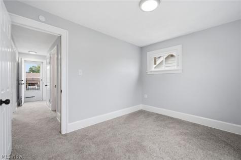 5171 Thomas Street Maple Heights OH 44137