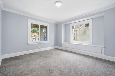 5171 Thomas Street Maple Heights OH 44137