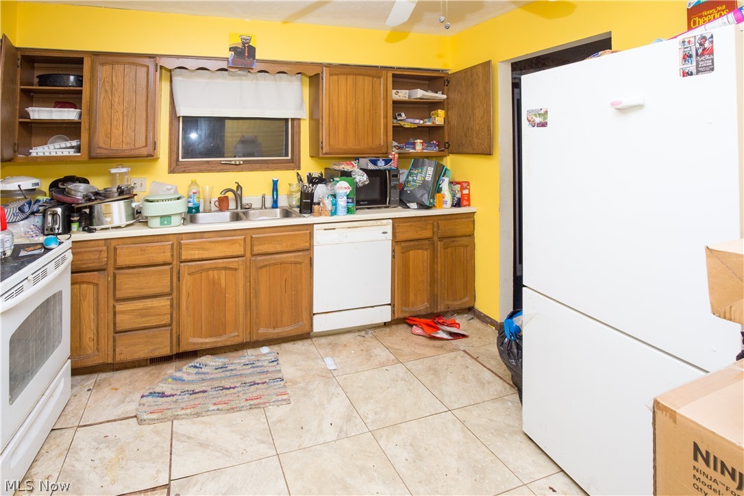 2268 Oak Point Drive Copley OH 44321