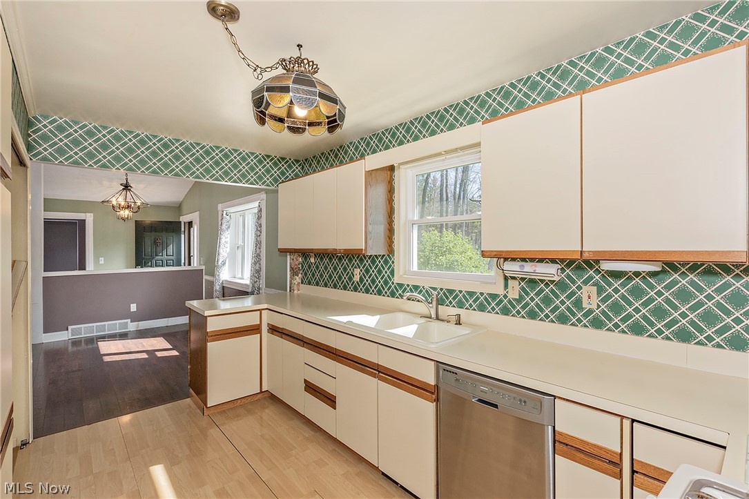 13310 Cedar Acres Drive Chesterland OH 44026