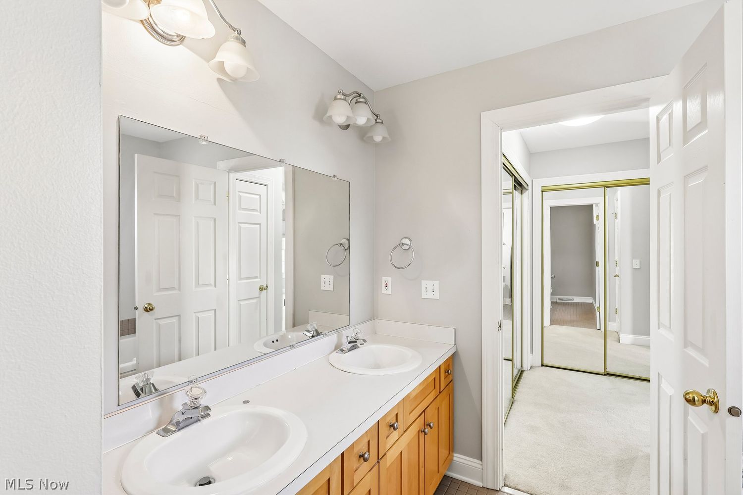 1972 E 83rd Street Cleveland OH 44103