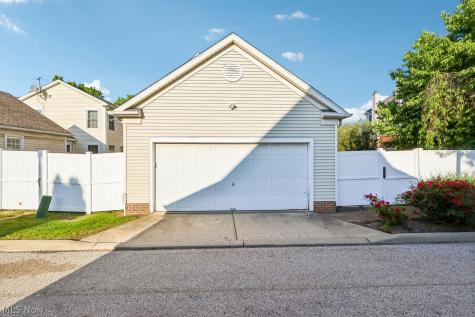 1972 E 83rd Street Cleveland OH 44103