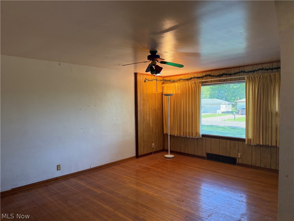 151 Durst Drive NW Warren OH 44483