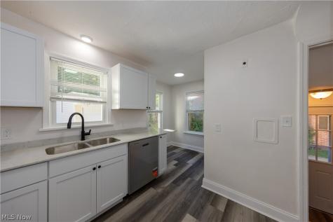 1171 Castleton Road Cleveland Heights OH 44121