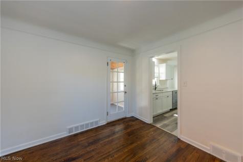 1171 Castleton Road Cleveland Heights OH 44121