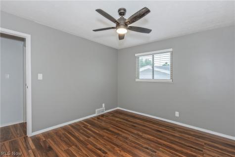 1174 Giesse Drive Mayfield Heights OH 44124