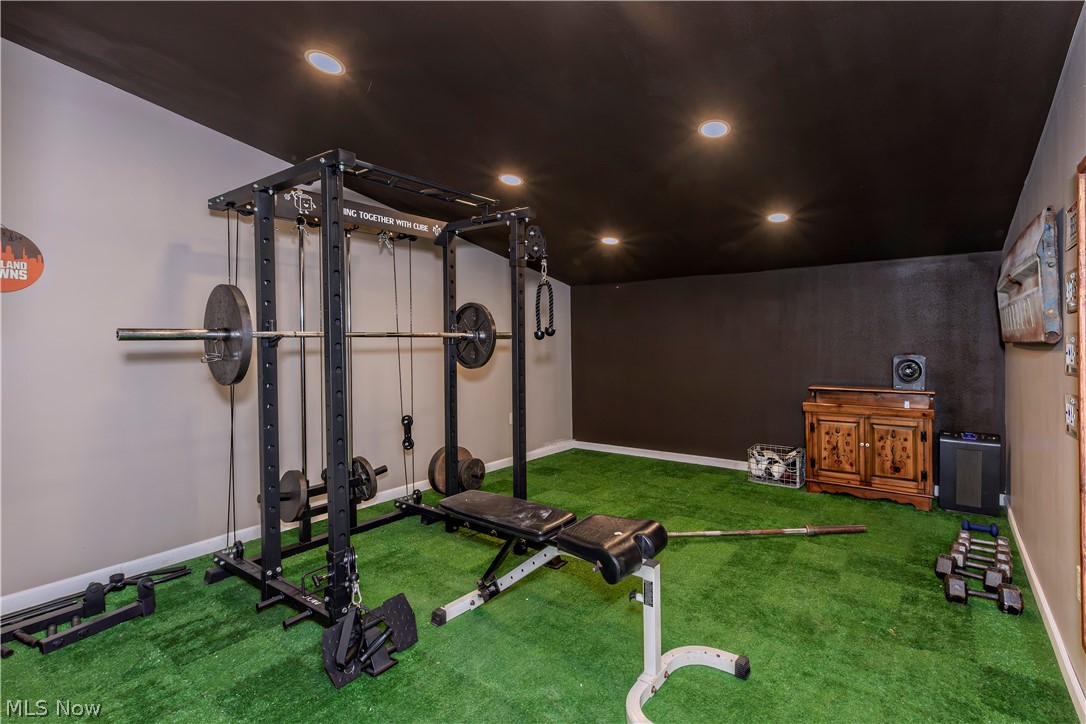 1174 Giesse Drive Mayfield Heights OH 44124