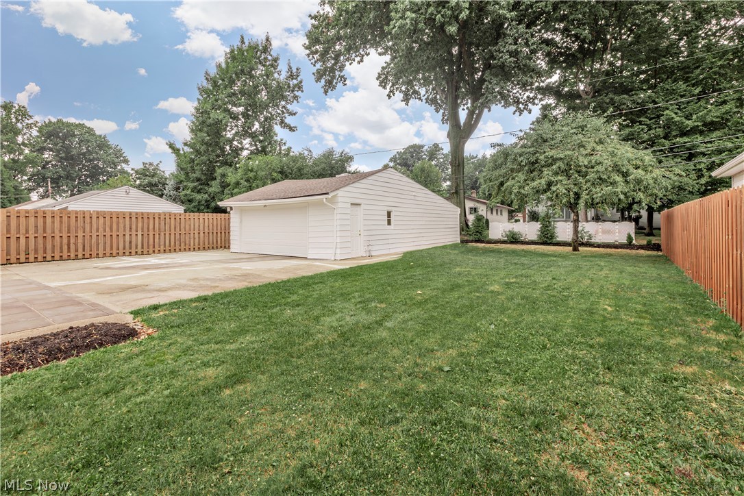 1174 Giesse Drive Mayfield Heights OH 44124