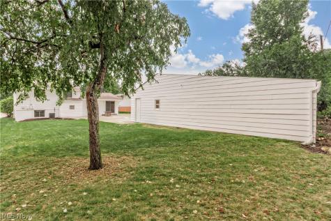 1174 Giesse Drive Mayfield Heights OH 44124