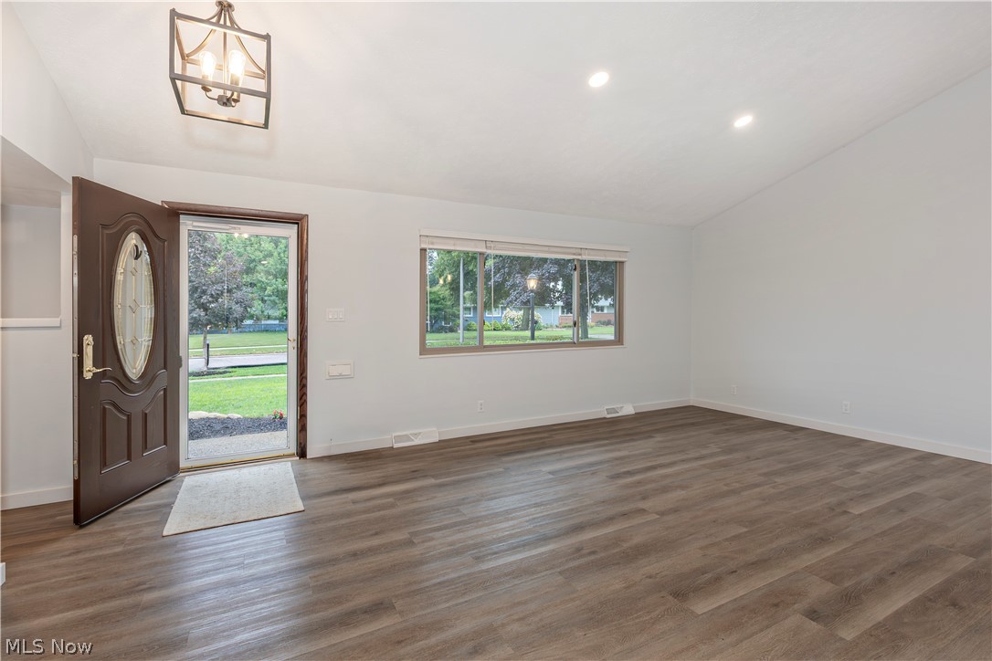 1174 Giesse Drive Mayfield Heights OH 44124