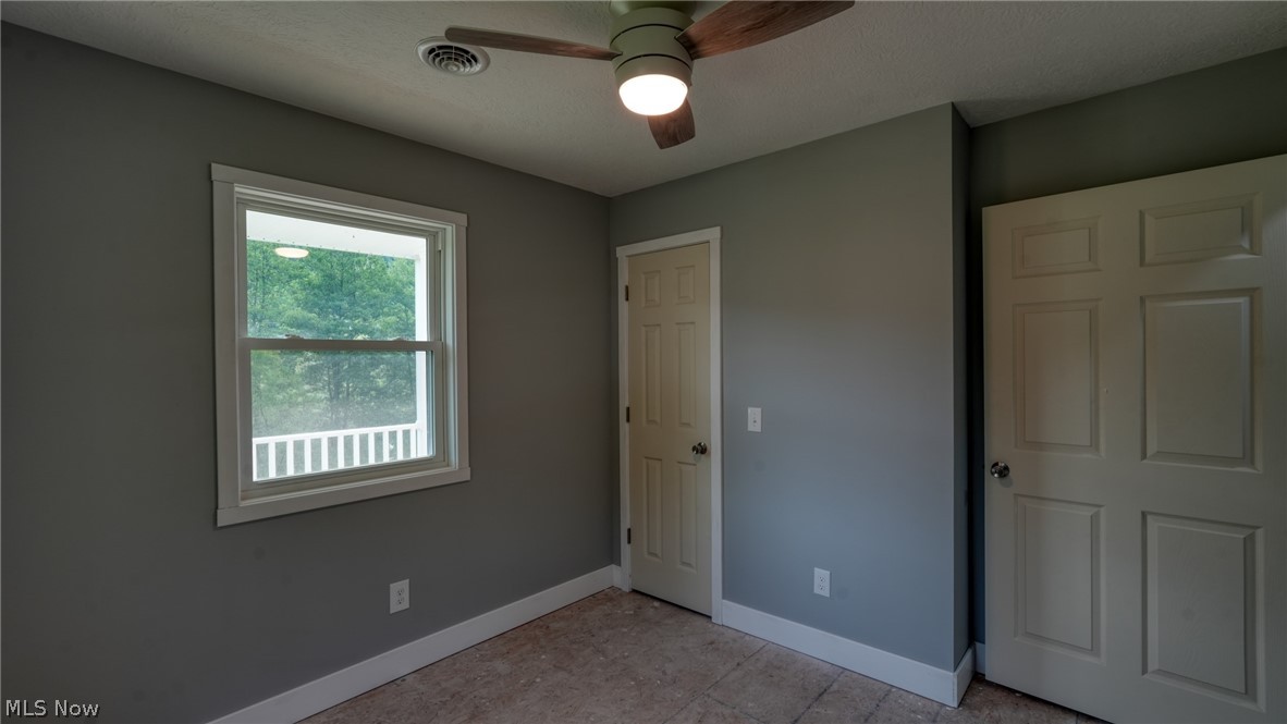 3899 Mayfair Lane Cambridge OH 43725