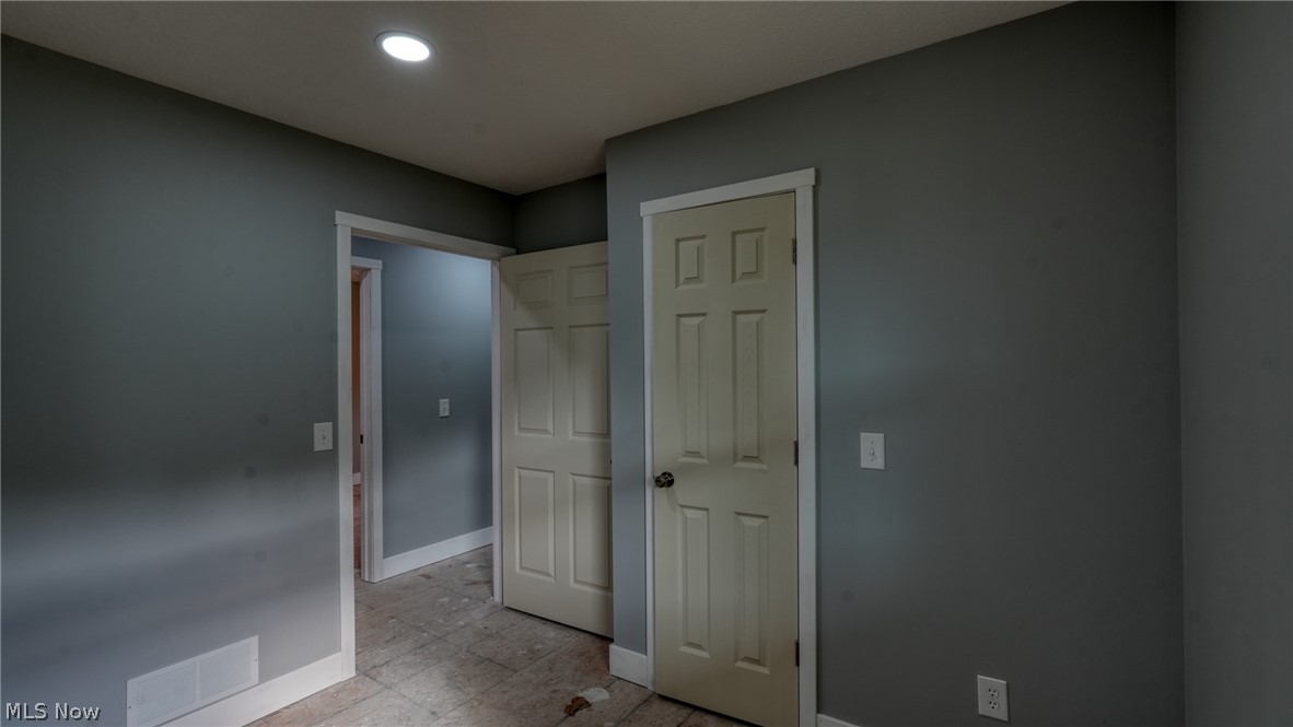 3899 Mayfair Lane Cambridge OH 43725