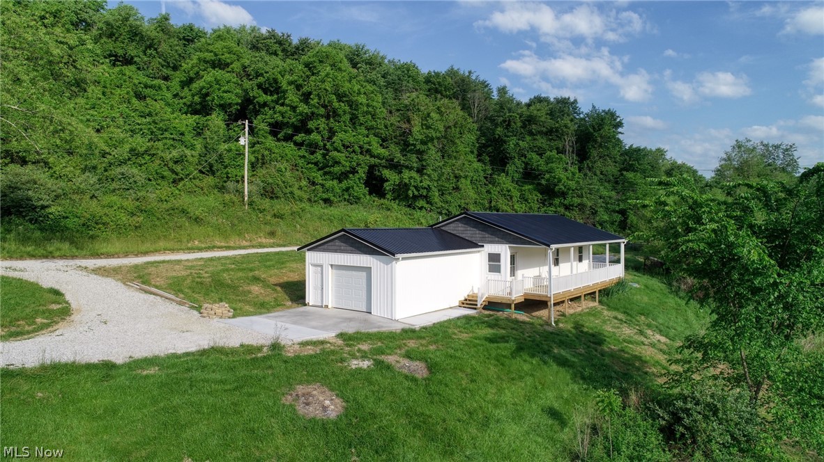 3899 Mayfair Lane Cambridge OH 43725