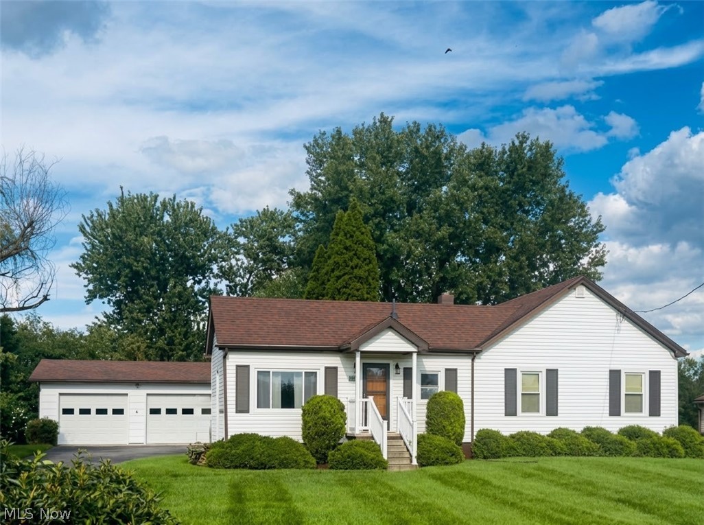 1050 Bantam Ridge Road Wintersville OH 43953