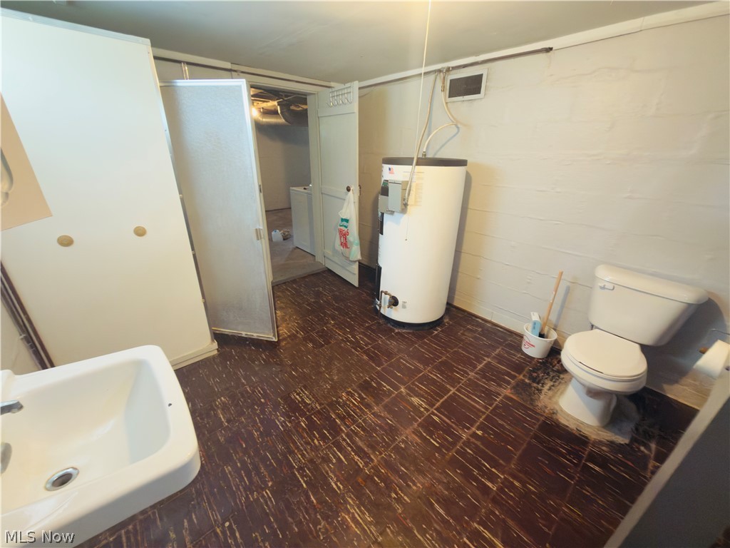 1050 Bantam Ridge Road Wintersville OH 43953