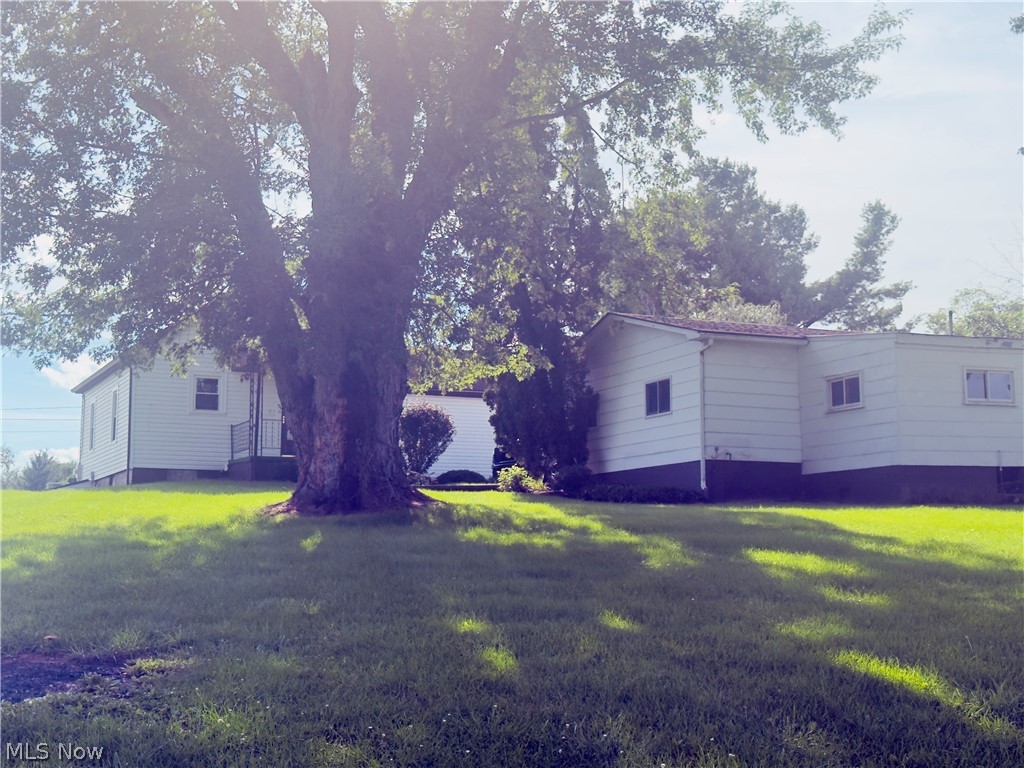 1050 Bantam Ridge Road Wintersville OH 43953