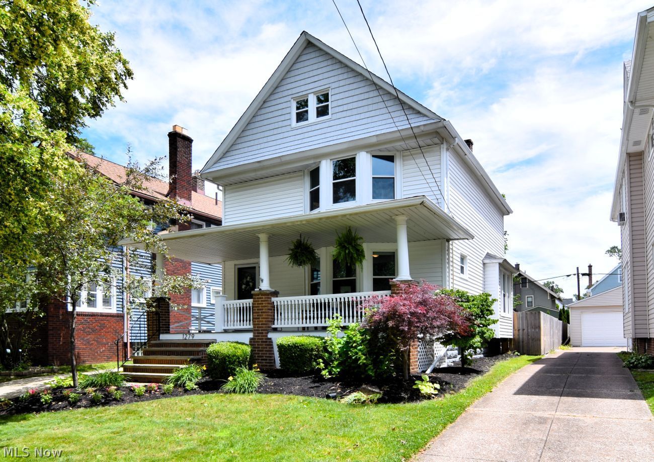 1279 Edwards Avenue Lakewood OH 44107
