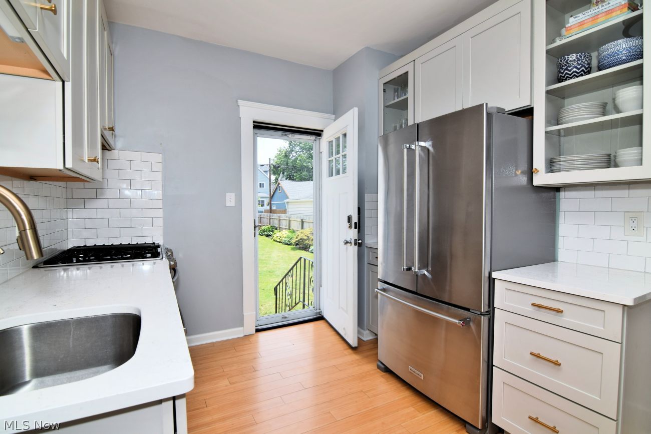 1279 Edwards Avenue Lakewood OH 44107