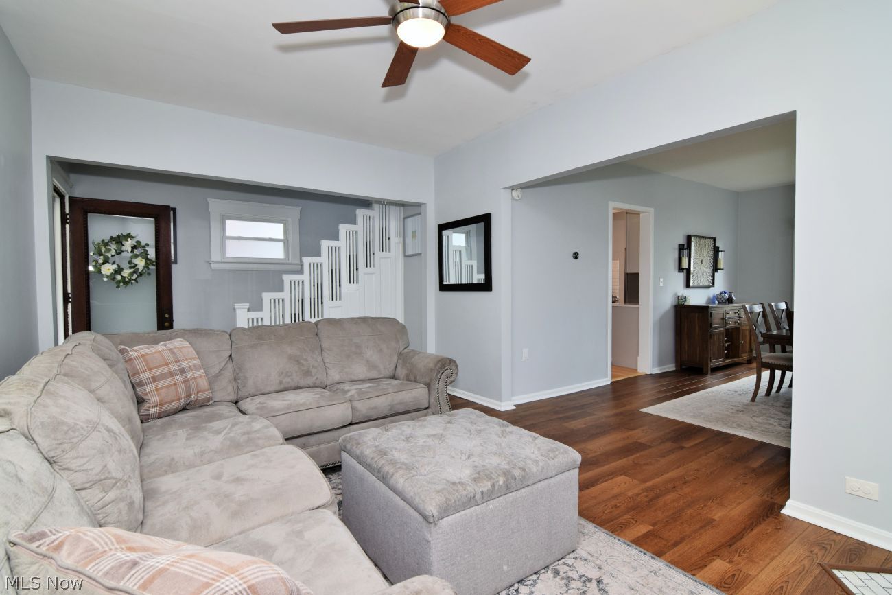 1279 Edwards Avenue Lakewood OH 44107