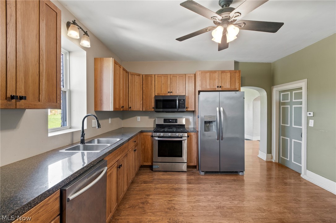 7385 Kemary Avenue SW Navarre OH 44662