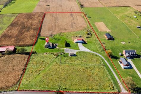 7385 Kemary Avenue SW Navarre OH 44662