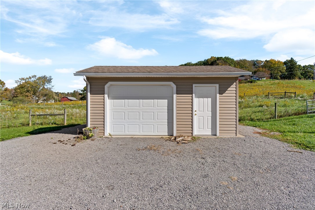 7385 Kemary Avenue SW Navarre OH 44662