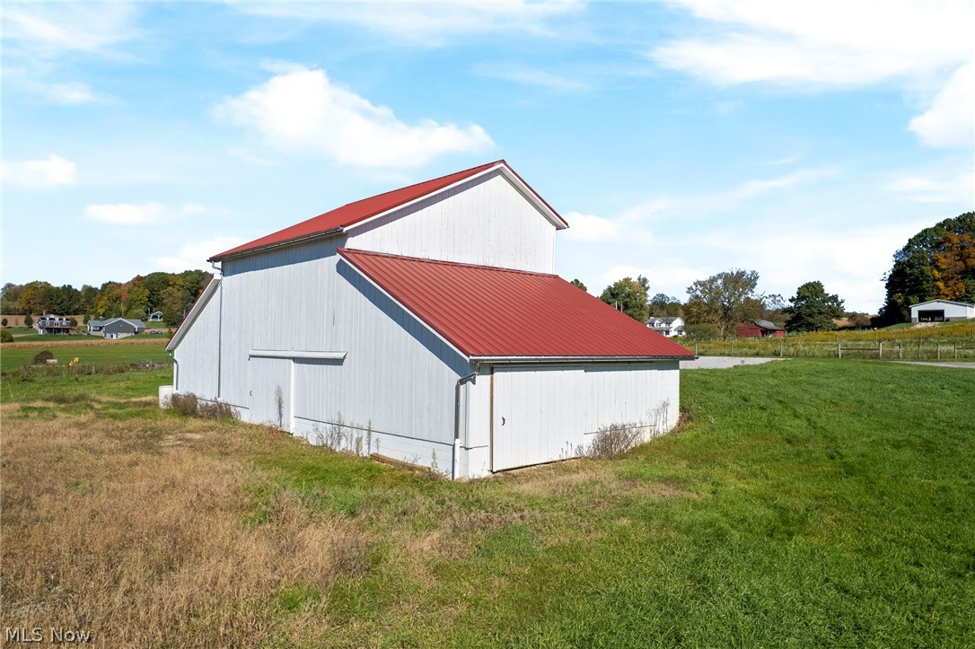 7385 Kemary Avenue SW Navarre OH 44662