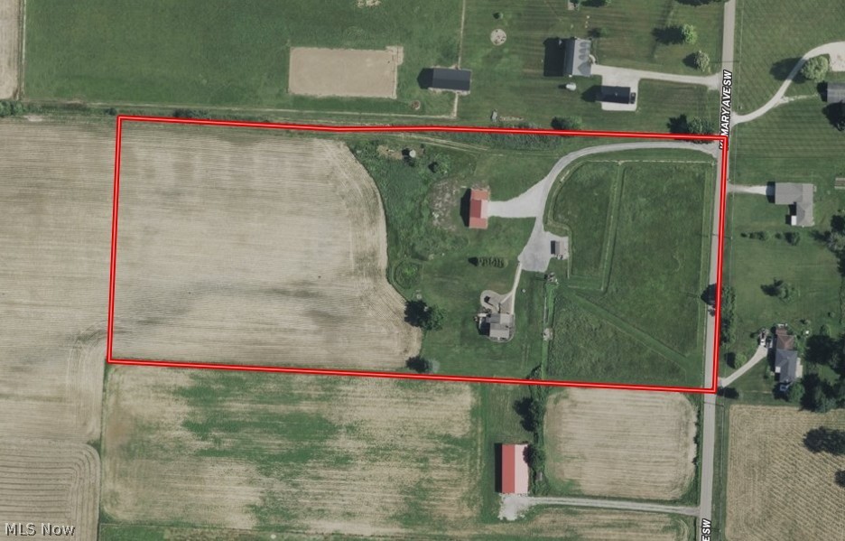 7385 Kemary Avenue SW Navarre OH 44662