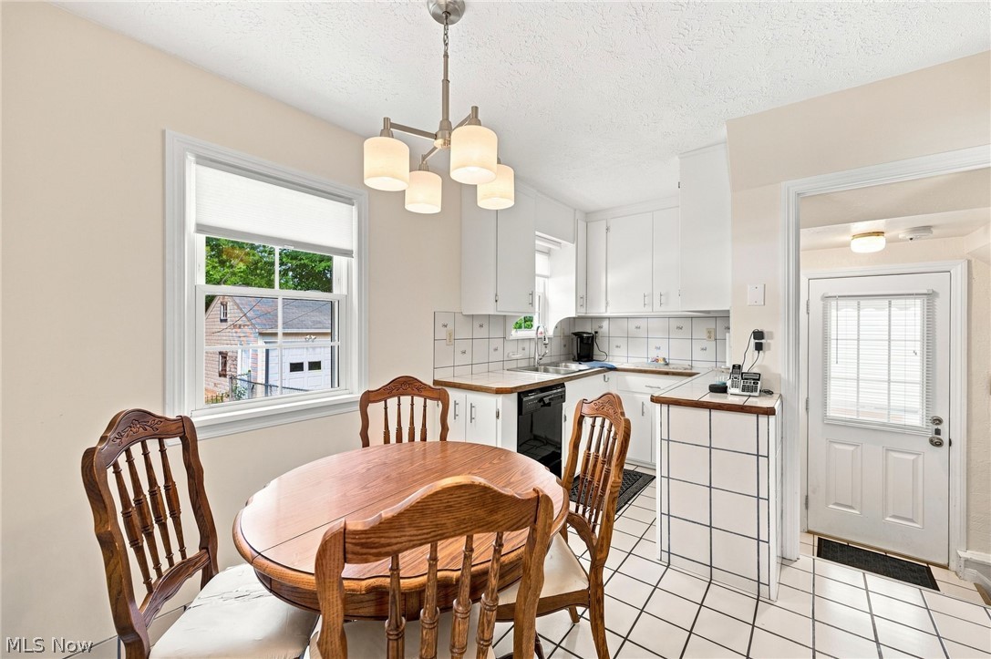 24231 Yosemite Drive Euclid OH 44117