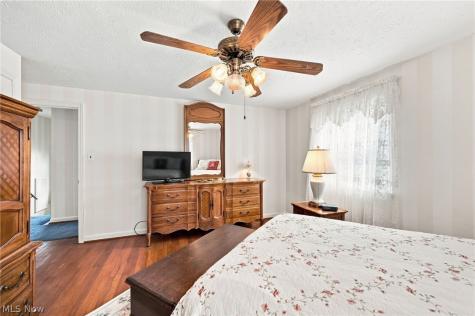 24231 Yosemite Drive Euclid OH 44117